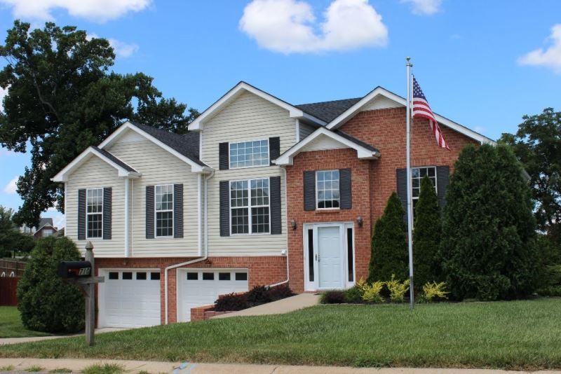 Clover Hills Real Estate Listings